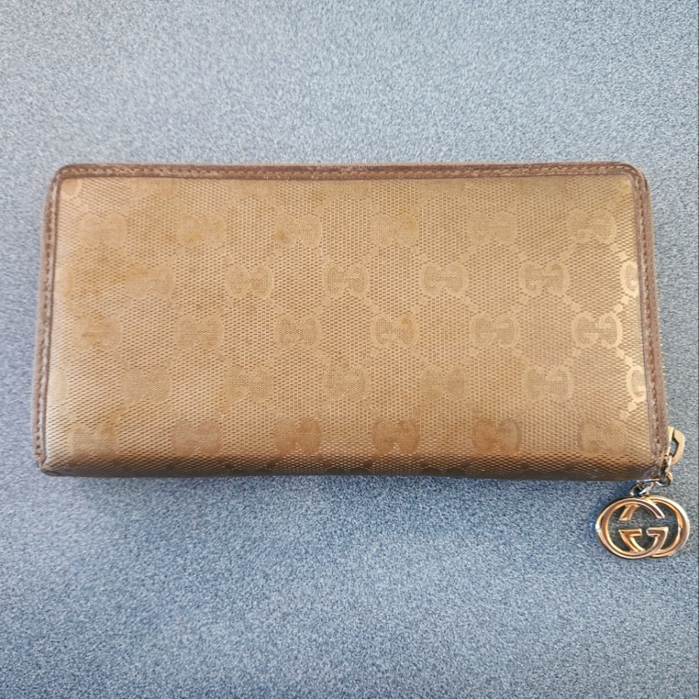GUCCI Wallet Authentic 💯 - Picture 1 of 16